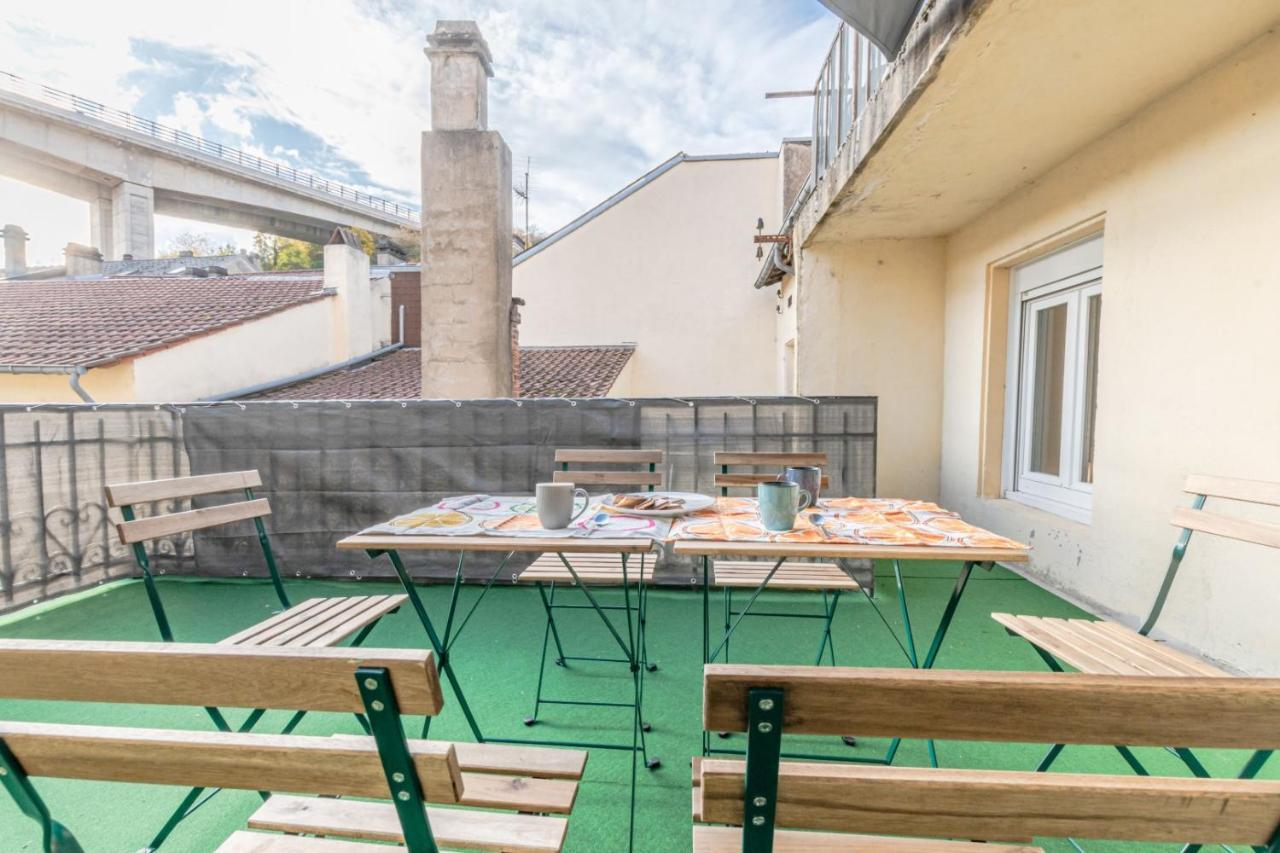 1 Studio & 4 Appts - 1 A 4 Lits - 1 A 7 Pers - 1 Immeuble - Confort, Flexibilite ------ English - 1 Studio & 4 Apts - 1 To 4 Beds - 1 To 7 Guests - Same Building - Comfort, Flexibility Hayange 外观 照片