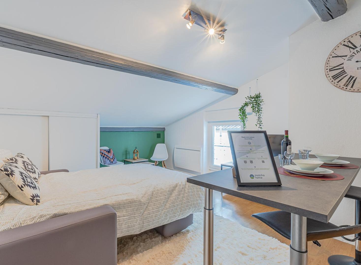 1 Studio & 4 Appts - 1 A 4 Lits - 1 A 7 Pers - 1 Immeuble - Confort, Flexibilite ------ English - 1 Studio & 4 Apts - 1 To 4 Beds - 1 To 7 Guests - Same Building - Comfort, Flexibility Hayange 外观 照片