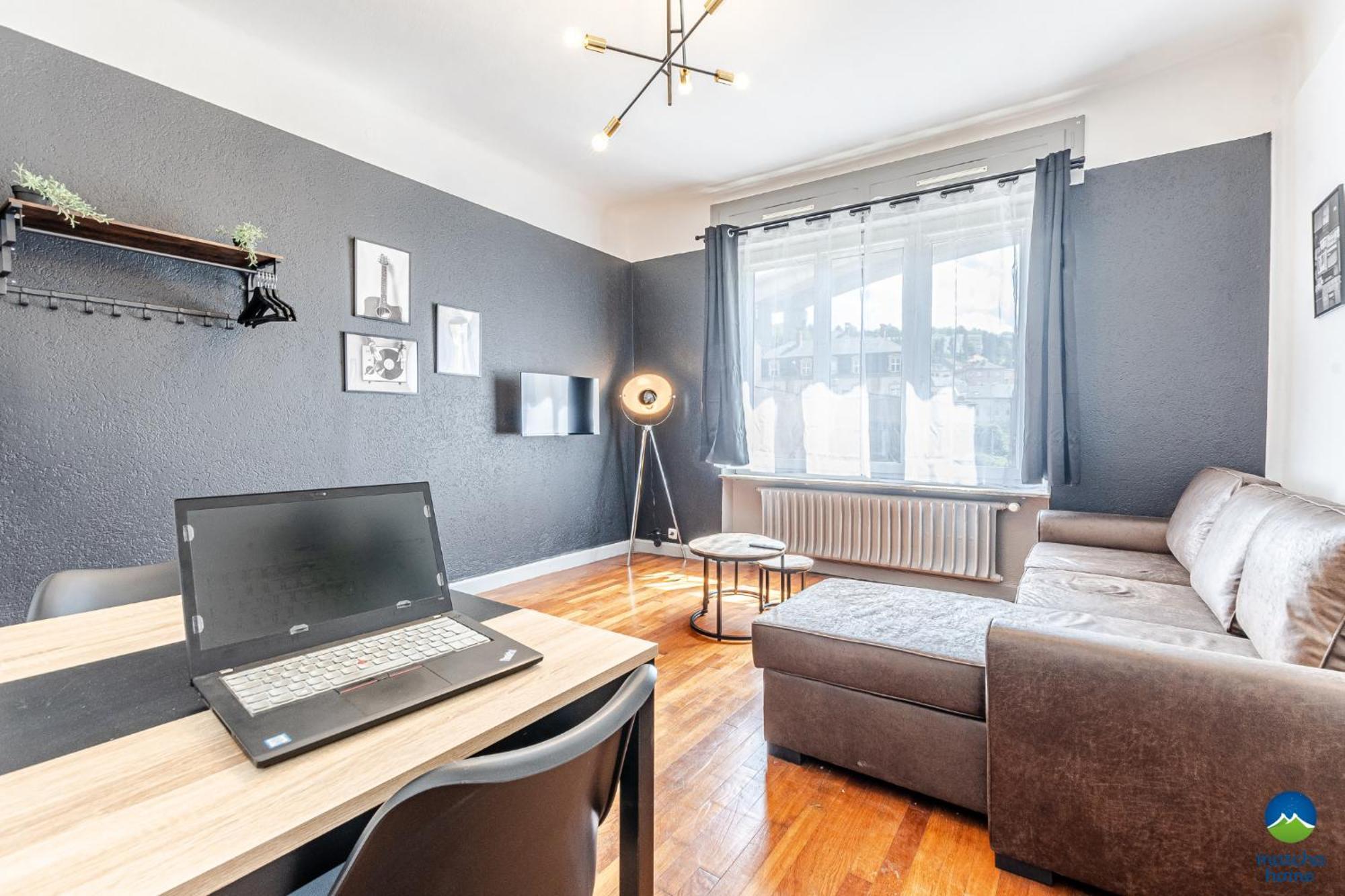 1 Studio & 4 Appts - 1 A 4 Lits - 1 A 7 Pers - 1 Immeuble - Confort, Flexibilite ------ English - 1 Studio & 4 Apts - 1 To 4 Beds - 1 To 7 Guests - Same Building - Comfort, Flexibility Hayange 外观 照片