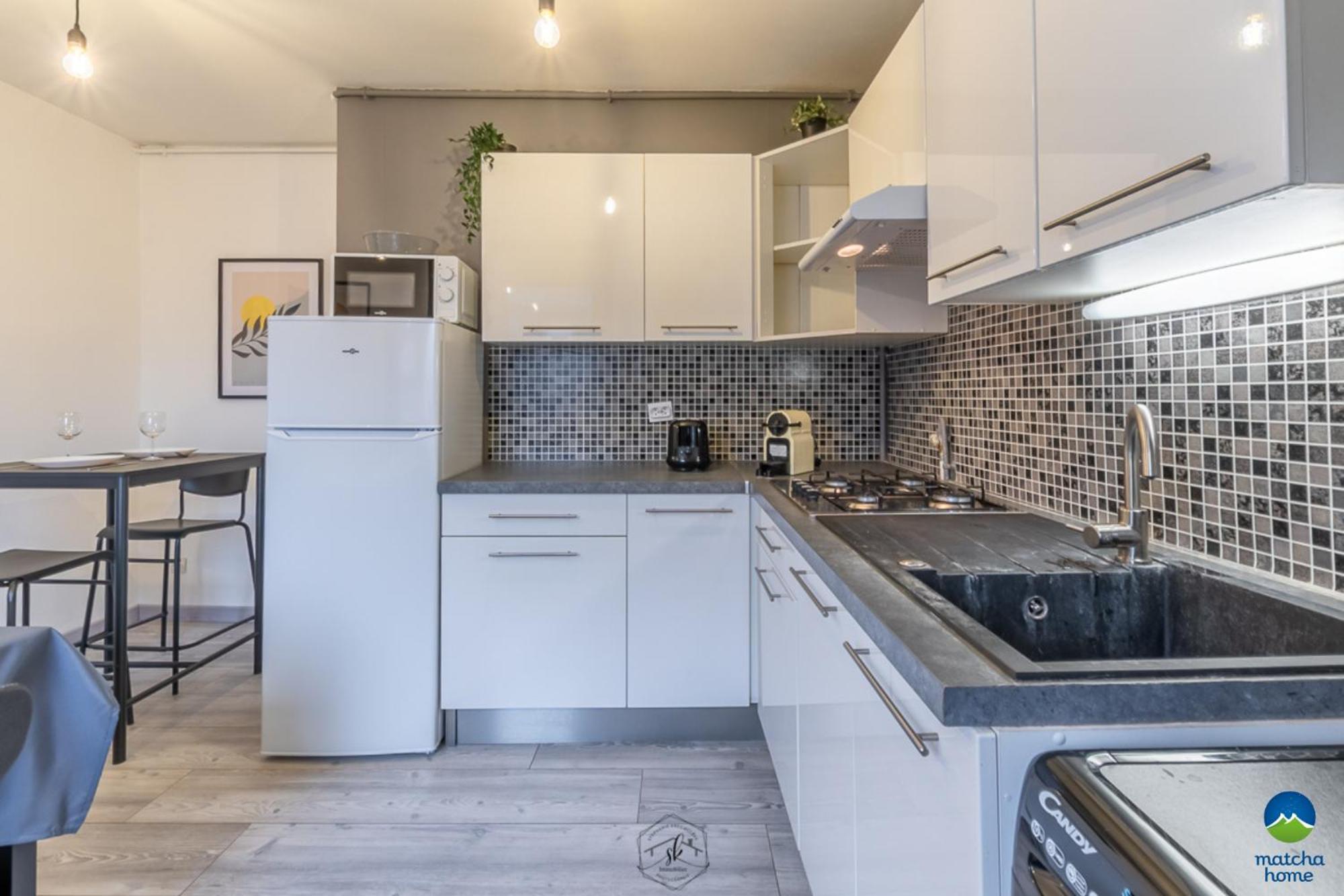 1 Studio & 4 Appts - 1 A 4 Lits - 1 A 7 Pers - 1 Immeuble - Confort, Flexibilite ------ English - 1 Studio & 4 Apts - 1 To 4 Beds - 1 To 7 Guests - Same Building - Comfort, Flexibility Hayange 外观 照片