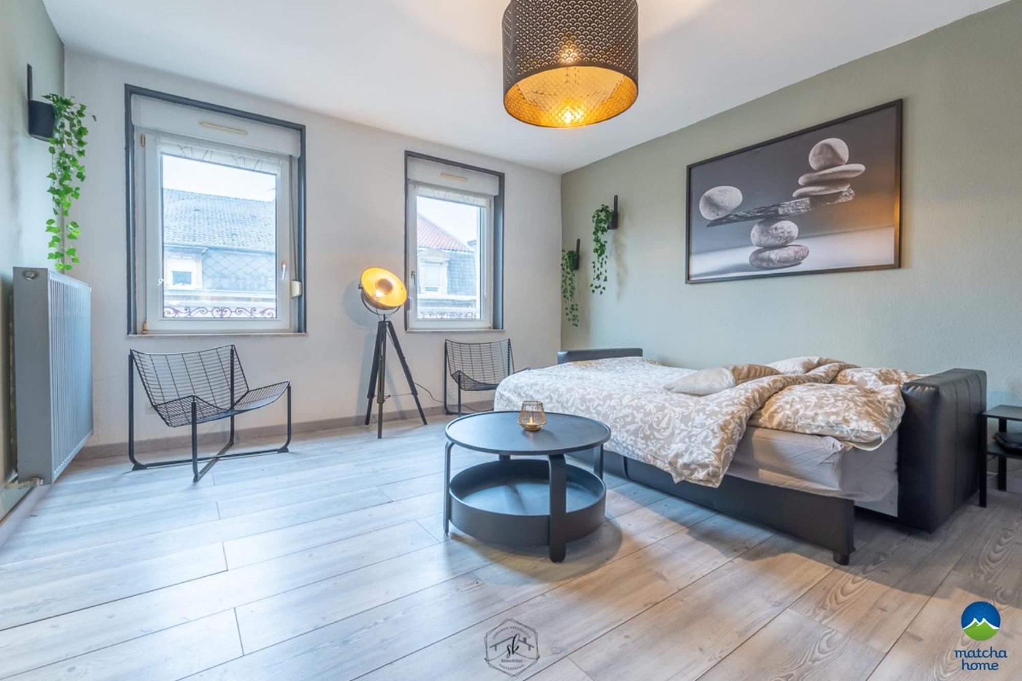 1 Studio & 4 Appts - 1 A 4 Lits - 1 A 7 Pers - 1 Immeuble - Confort, Flexibilite ------ English - 1 Studio & 4 Apts - 1 To 4 Beds - 1 To 7 Guests - Same Building - Comfort, Flexibility Hayange 外观 照片