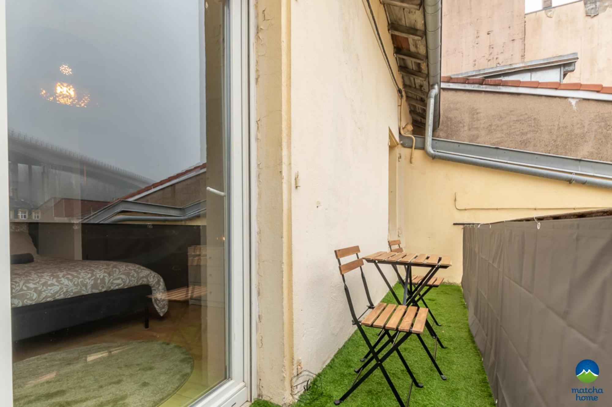 1 Studio & 4 Appts - 1 A 4 Lits - 1 A 7 Pers - 1 Immeuble - Confort, Flexibilite ------ English - 1 Studio & 4 Apts - 1 To 4 Beds - 1 To 7 Guests - Same Building - Comfort, Flexibility Hayange 外观 照片